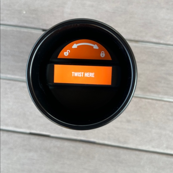 YETI Rambler 18oz Bottle - Maroon and Black - Picture 5 of 10